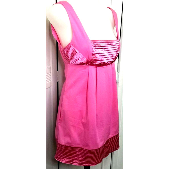 Solaris Babydoll Top Pink Low Back Satin Stretch - Picture 4 of 7